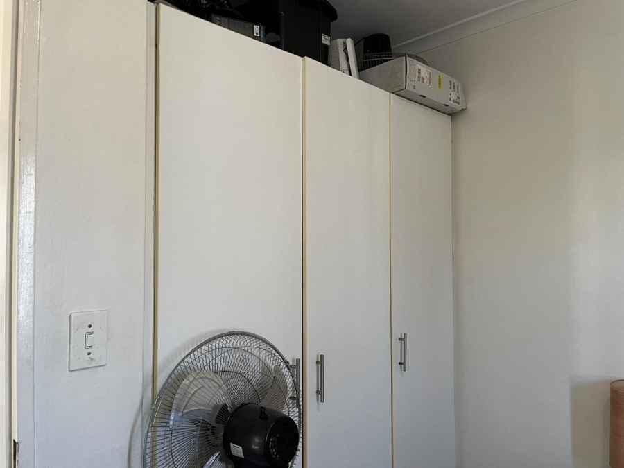  Bedroom Property for Sale in Ruyterwacht Western Cape